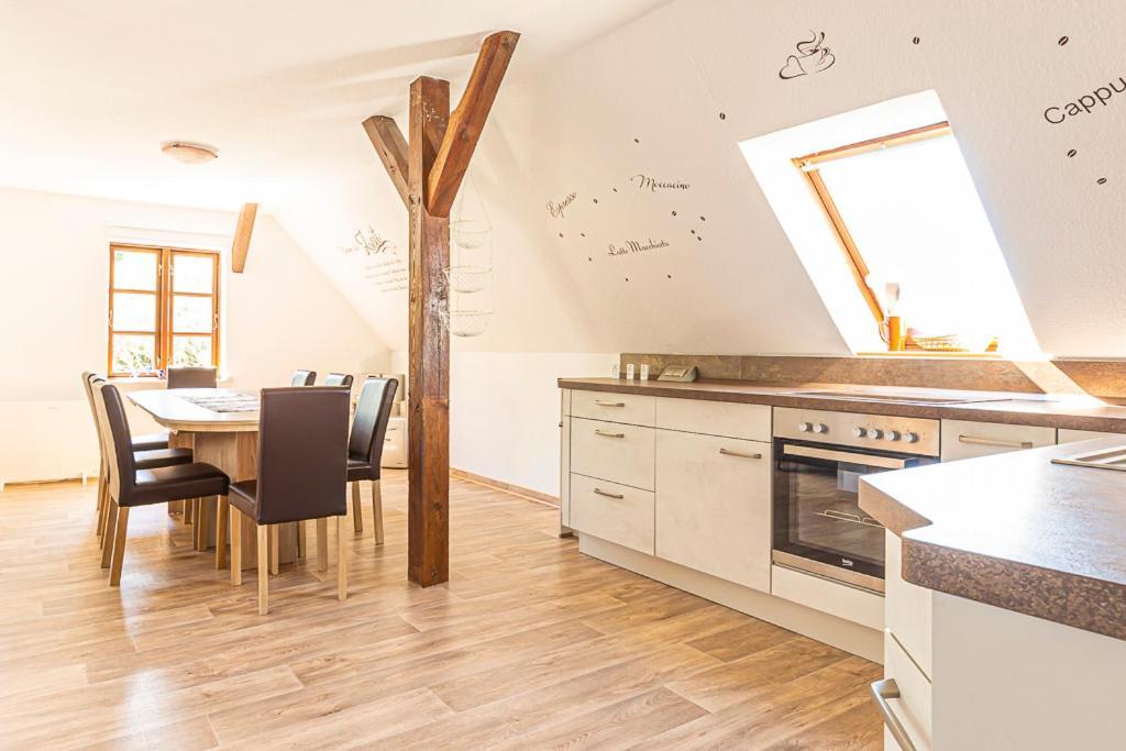 Ferienwohnung Am Walnussbaum Parchtitz 外观 照片